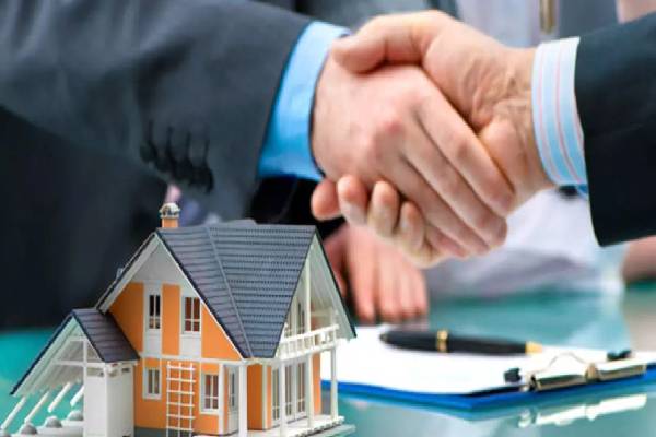 முதலாவது வீடு 40,000 டொலர்களுக்கு விற்பனை! | First Home Sold For 40 000