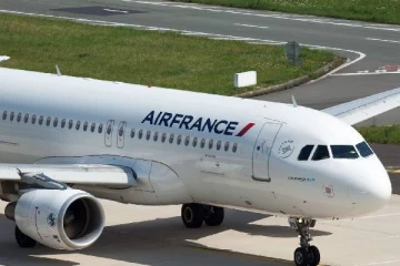 மத்திய கிழக்கில் பாதுகாப்பு அச்சுறுத்தல்... விமான சேவைகளை ரத்து செய்யும் ஏர் பிரான்ஸ்