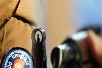 පොලිසියට ඇමතිගෙන් නියෝගයක්..!