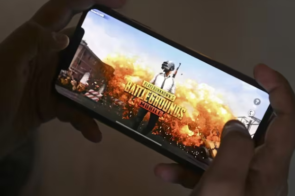 pakistan teen zain ali playing pubg