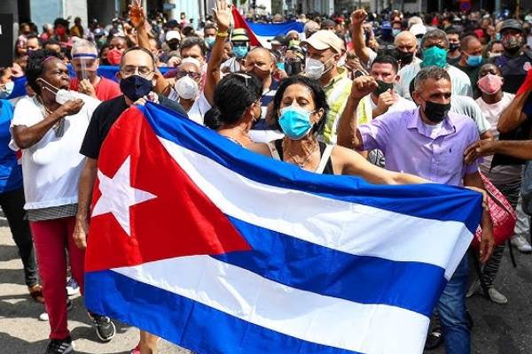 போராட்டங்களை எதிர்கொள்ள... வெளிநாடொன்றில் தனது குடிமக்களை வலியுறுத்திய அமெரிக்கா | Citizens To Brace For Protests