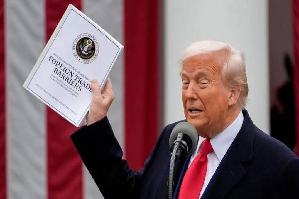 ட்ரம்பின் புதிய அழுத்தம் ; அதிரடி வரி விதிப்பால் ஆட்டம் காணும் உலக வர்த்தகம் | Trump Pressure Global Trade Shaken Aggressive Tari