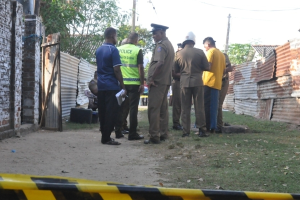 தம்பதியினரைத் கொடூரமாக தாக்கி தலைமறைவான தொழிலதிபர் | Businessman Brutally Attacks Couple Missing