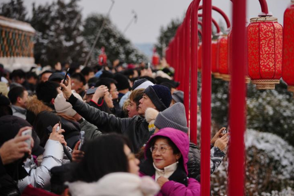 சீனாவில் 2025ஆம் ஆண்டு பிறப்பு விகிதம்! வரலாறு காணாத அளவில் வீழ்ச்சி | China Birth Rate Hits Record Low In 2025