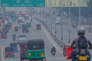 දූවිලි අංශුවල දැන් තත්ත්වය ගැන පරිසර අමාත්‍යාංශය කියයි - මුව ආවරණ පැලඳීමත් අවශ්‍යයි.