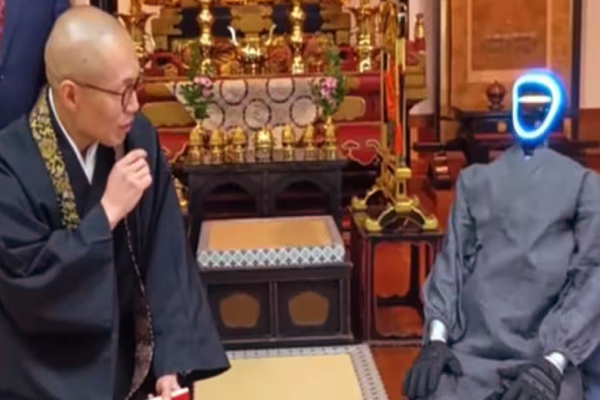 ஜப்பான் கோவில்களில் மந்திரம் சொல்லும் ஜப்பான் கோவில்களில் மந்திரம் சொல்லும்