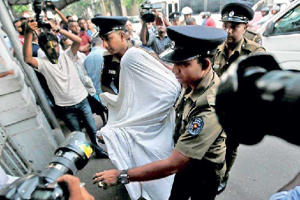 கொழும்பில் இரு வெளிநாட்டு பெண்கள் கைது! - ஐபிசி தமிழ்