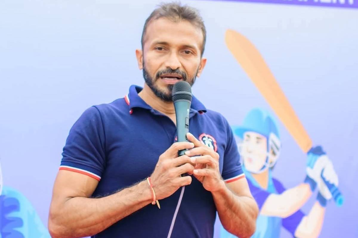 நாடாளுமன்றத்தில் சர்ச்சையை ஏற்படுத்திய ஞானசாரரின் காவியுடை! ஆளும் தரப்பை பார்த்து கேட்கப்பட்ட மோசமான கேள்வி.. | Issue In Parliament Over Gnanasara S Attire