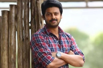 நடிகர் ஸ்ரீகாந்திற்கு இவ்வளவு பெரிய மகள் மற்றும் மகன் உள்ளார்களா?- அழகிய குடும்ப புகைப்படம்