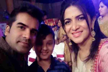 இவருக்குள் இப்படியொரு காதலா? One Side காதலுக்கு டிடி கொடுத்த Reply