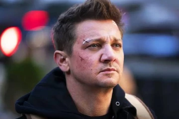 பேரழிவு பனிப்புயல் தாக்கியதில் ஆபத்தான நிலைக்கு சென்ற பிரபல நடிகர்! பிரார்த்தனை செய்யும் ரசிகர்கள்