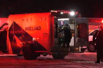 கனடாவில் வாகனம் ஒன்று நீர் நிலையில் மூழ்கி விபத்துக்குள்ளானதில் பெண் பலி