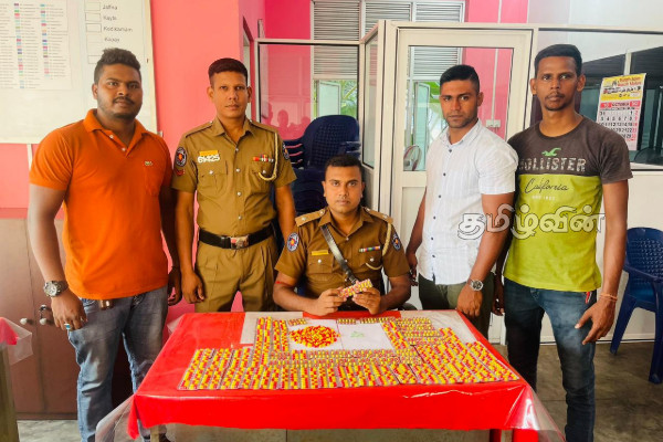 யாழில் நான்கு போதைப்பொருள் வியாபாரிகள் கைது(Video) | Four Drug Dealers Arrested In Jaffna