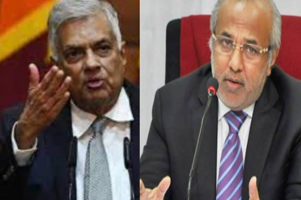 நீங்கள் பதிவிட்ட டுவிட்டரே எனது வீடு தீக்கிரையாகக் காரணம்! ரணில் ஆவேசம் | Hakeem Tweet Is The Reason My House Fire Ranil