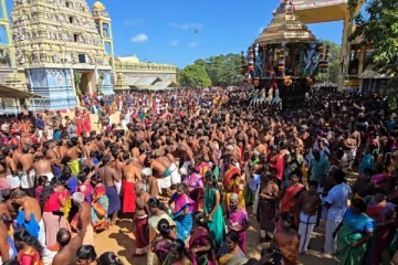 யாழ் வல்லிபுர ஆழ்வார் ஆலய தேர் திருவிழா; பக்தர்கள் பரவசம்