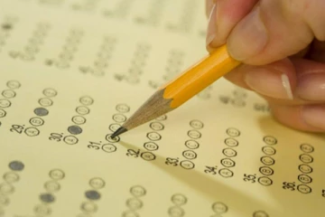 மாணவர்களை பரீட்சை எழுதவிடாது தடுத்த விவகாரம்: உதயரூபன் கண்டனம்