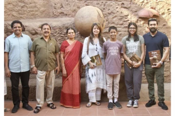 கீழடியில் மாணவர்களை வெயிலில் காத்திருக்க வைத்த நடிகர் சூர்யா மீது பாஜகவினர் போலீசில் புகார்