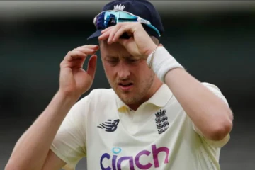 8 ஆண்டுகளுக்கு முன்பு போட்ட ட்வீட்டால் சிக்கிய ஒலி ராபின்சன் விளையாட தடை விதிப்பு!