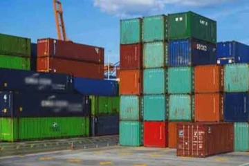 கொழும்பு துறைமுகத்தில் கொள்கலன் விழுந்து சாரதி உயிரிழப்பு