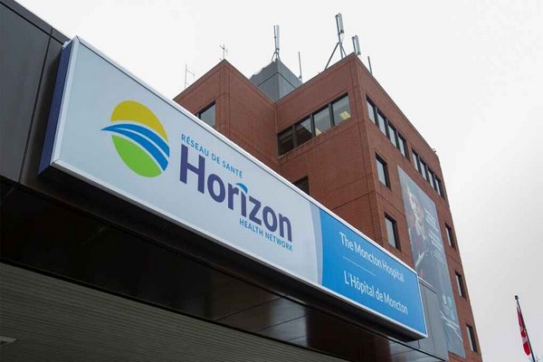 கனடாவில் சிகிச்சைக்காக காத்திருந்து மற்றொரு நோயாளி மரணம் | Patient Dies In Moncton Er While Waiting