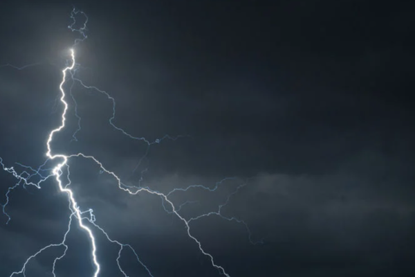 இடியுடன் கூடிய மழைக்கு வாய்ப்பு! | Chance Of Thunderstorms