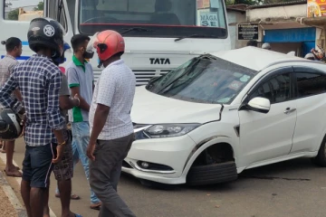 கிளிநொச்சி ஏ 9 வீதியில் ஏற்பட்ட விபத்து (Video)