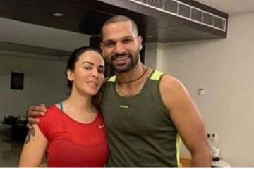 மனைவி கொடுமை : இந்திய கிரிக்கெட் வீரருக்கு விவாகரத்து