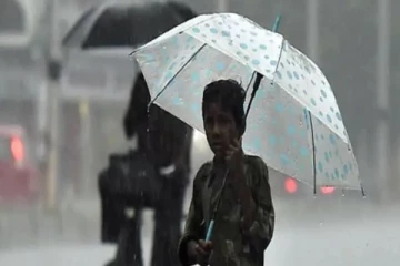 தொடரும் கனமழை:  மதுரை, நாமக்கல்லில் பள்ளிகளுக்கு மட்டும் விடுமுறை!