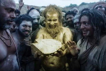 தங்கலான் பார்த்தா தொங்கலான்னு தோணும்!! கலாய்த்து தள்ளிய ப்ளூ சட்டை மாறன்..