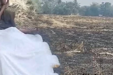 කුඹුරේ පිදුරු ගිනි තියන්න ගිය පුද්ගලයා ඒ ගින්නටම අහුවෙලා - වීරවිලම කදුළු සාගරයක් වෙයි