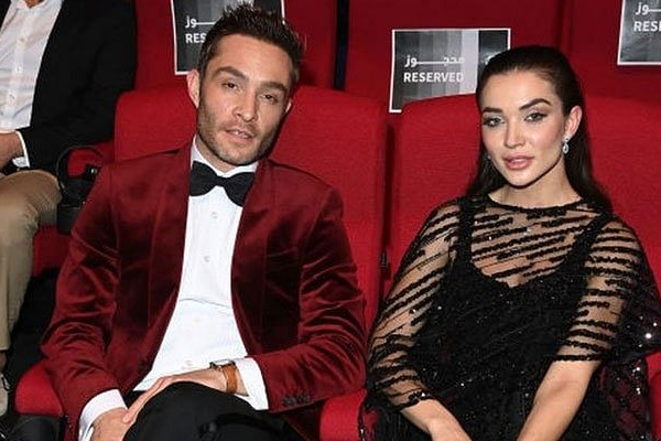 விவாகரத்துக்கு பிறகு பிரபல நடிகரை காதலிக்கிறாரா நடிகை எமி ஜாக்சன்- யார் அவர் தெரியுமா? | Amy Jackson Dating Popular Actor