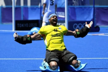 இந்திய ஹாக்கி கோல் கீப்பருக்கு அடித்த அதிர்ஷ்டம்...!