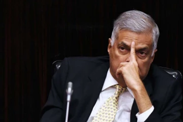 பசிலின் வருகை சட்ட விரோதமானது அல்ல! - நியாயப்படுத்தும் ரணில்