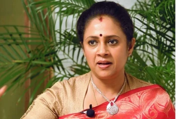"நாங்களும் முஸ்லிம் சகோதரிகளுக்காக ஹிஜாப் அணிவோம்" -  நடிகை லட்சுமி ராமகிருஷ்ணன் அதிரடி