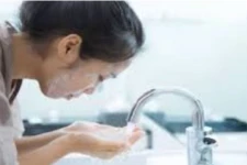 முகத்திற்கு எதை பயன்படுத்துவது? சோப்பா அல்லது பேஸ் வாஷா