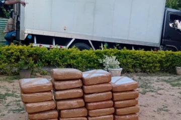 கூலர் வாகனத்தில் யாழ் வந்த பெரும் தொகை கஞ்சா; இடையில் மடக்கிய STF!