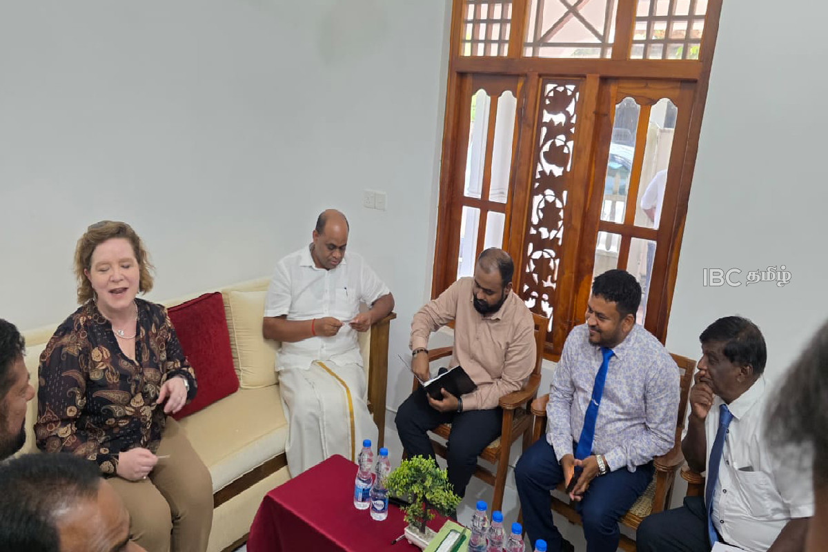 மட்டக்களப்பு, அம்பாறை மாவட்ட மக்கள் பிரதிநிதிகளுடன் கனேடியத் தூதுவர் சந்திப்பு! | Canadian Ambassador Visit Ampara
