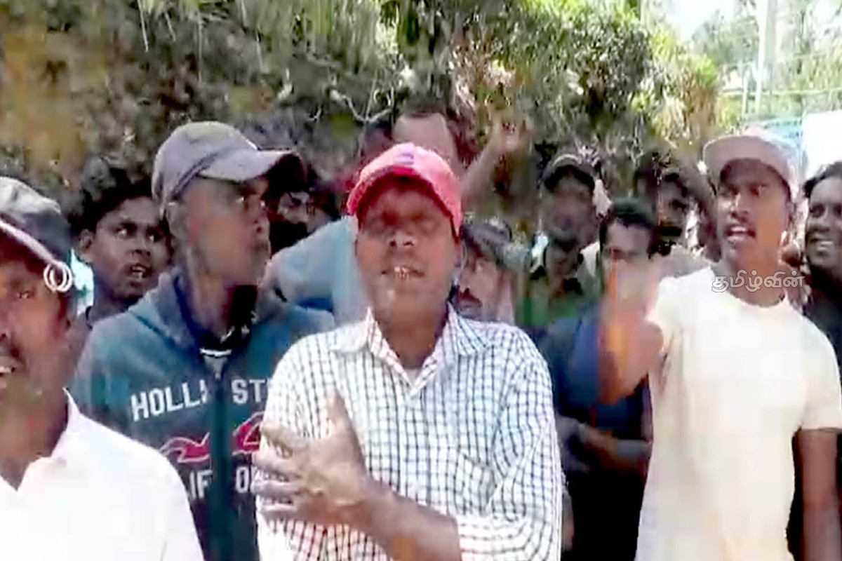 தலவாக்கலையில் உரிய தூரம் வரை பேருந்து பயணிக்க கோரி மக்கள் கவனயீர்ப்பு போராட்டம் | Public Protest Demanding Buses Travel Distance