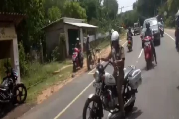 திருகோணமலை -மட்டக்களப்பு பிரதான வீதியில் விபத்து ; ஒருவர் படுகாயம்