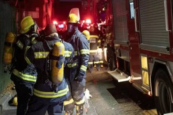 பதுளையில் உள்ள நெடுங்குடியிருப்பு ஒன்றில் திடீரென ஏற்பட்ட தீப்பரவல்! | Sudden Fire Broke Out In A Longhouse In Badulla