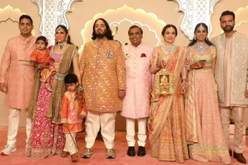 முகேஷ் அம்பானி குடும்பத்தின் மொத்த சொத்து மதிப்பு எவ்வளவு தெரியுமா?