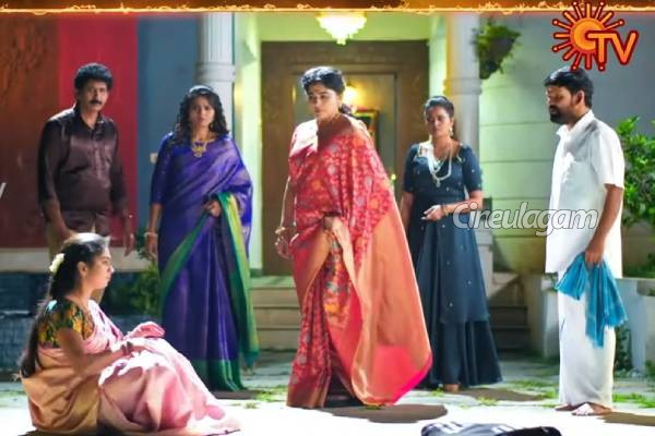 சூர்யா நிலைமையை பயன்படுத்தி சுந்தரவல்லி போட்ட கிரிமினல் பிளான், நந்தினி அதிரடி... மூன்று முடிச்சு புரொமோ | Moondru Mudichu Serial Special Promo சூர்யா நிலைமையை பயன்படுத்தி சுந்தரவல்லி போட்ட கிரிமினல் பிளான், நந்தினி அதிரடி... மூன்று முடிச்சு புரொமோ | Moondru Mudichu Serial Special Promo