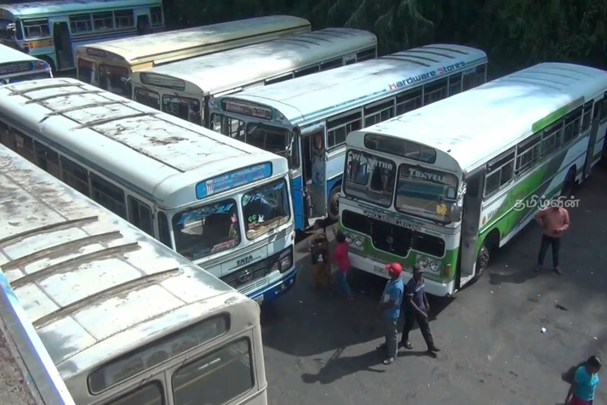 சாரதி அனுமதிப்பத்திரமின்றி பேருந்து செலுத்தியவர் கைது! | Man Arrested Driving Bus Without Driver S License