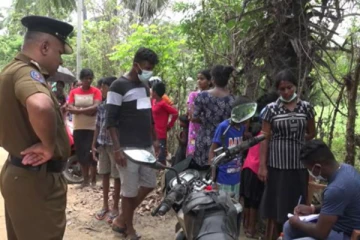 யாழில் மதுபான நிலையம் அமைப்பதற்கு எதிர்ப்பு தெரிவித்த மக்கள் (Photos)