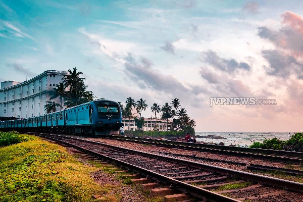 ஊரடங்கிலும் ரயில் சேவைகள் இயங்கும் | Train Services Will Run Even During Curfew