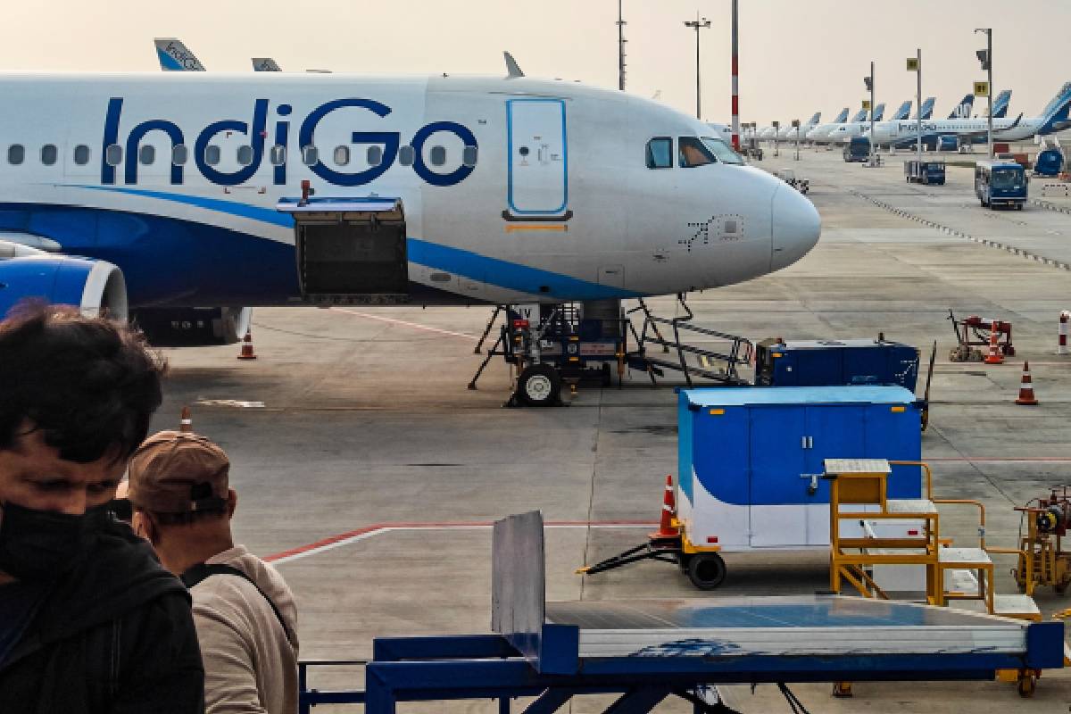 விமான சேவைகள் முடங்கும்... இந்திய அரசுக்கு நிறுவனங்கள் விடுத்த எச்சரிக்கை | Fuel Crisis Warn Of Shutdown