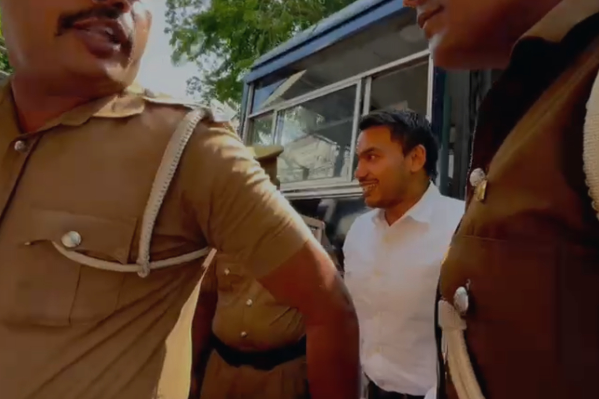 நாமல் ராஜபக்சவுக்கு மீண்டும் விளக்கமறியல்! | Mp Namal Rajapaksa Brought To Court Today