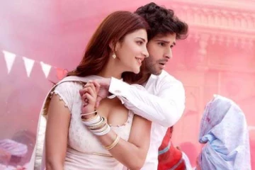 ரெண்டே படம் தான்!! 2 ஆயிரம் கோடி சொத்துக்கு அதிபதியான நடிகர்...