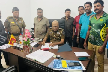 தமிழர் பகுதியில் பொலிஸார் காட்டிய அதிரடி ; அதி சொகுசு காருக்குள் காத்திருந்த அதிர்ச்சி