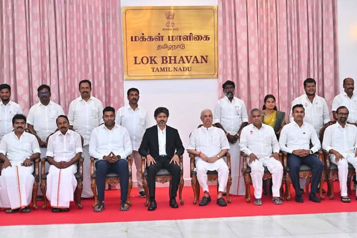 செங்கோட்டையனின் இலாகா மாற்றம் - யாருக்கு எந்த துறை? | Cm Vijay Tamilnadu Ministers And Their Portfolio செங்கோட்டையனின் இலாகா மாற்றம் - யாருக்கு எந்த துறை? | Cm Vijay Tamilnadu Ministers And Their Portfolio